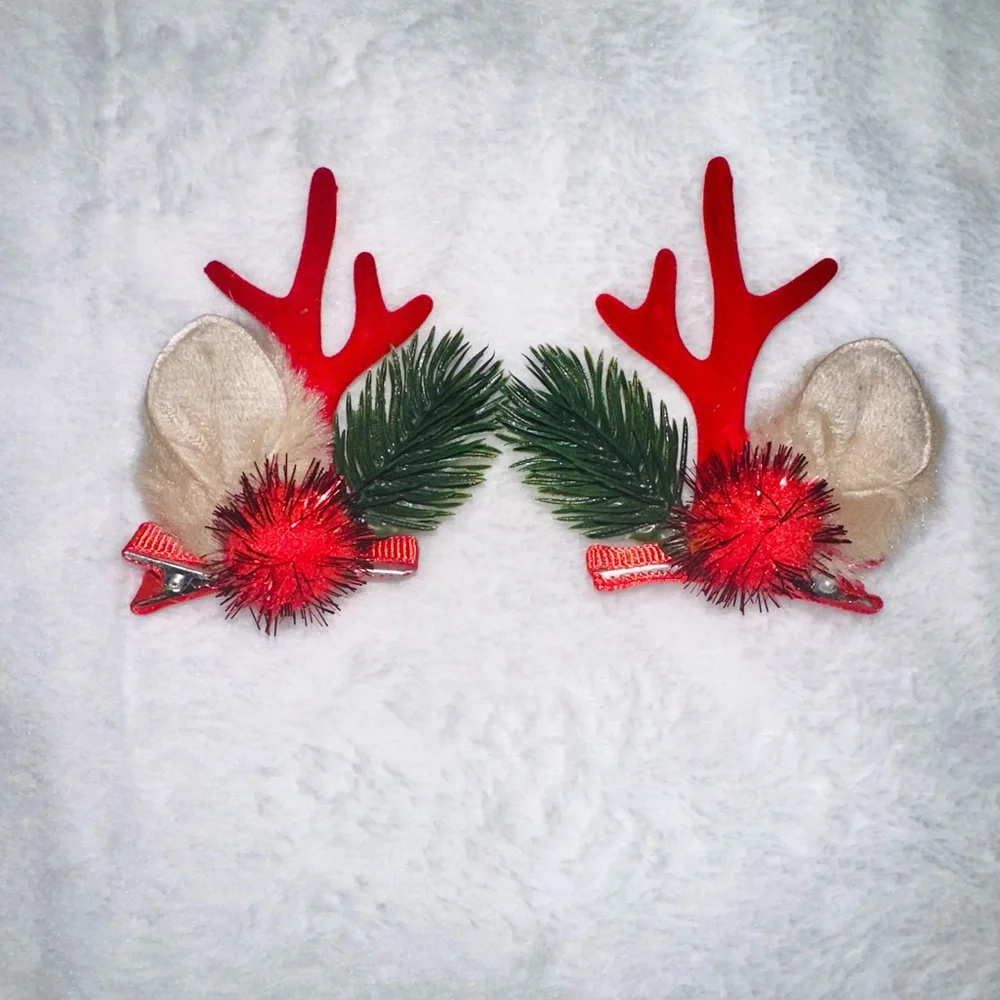 NIB Christmas Hair Clip Set